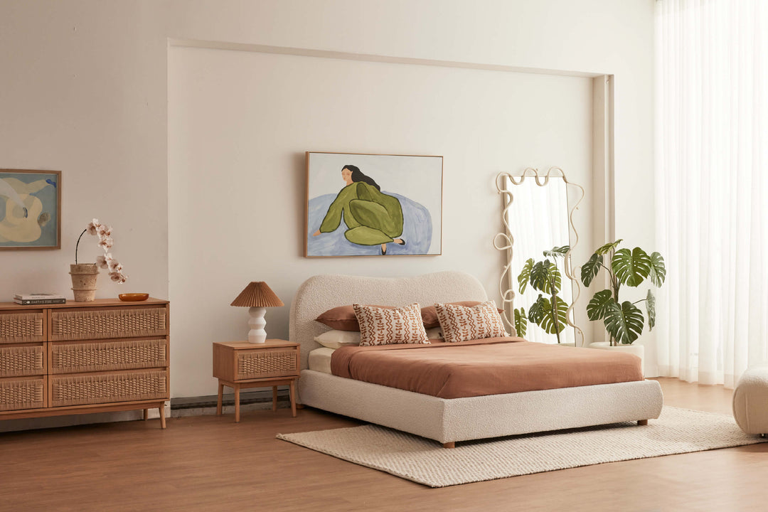Vista | Bedroom Spotlight