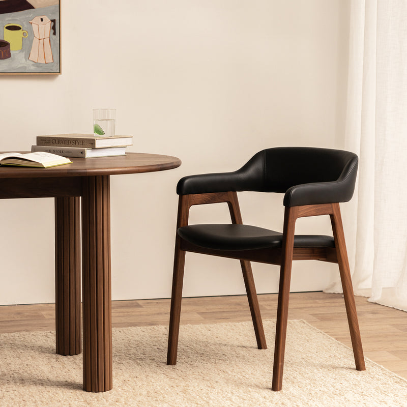 Black / Walnut