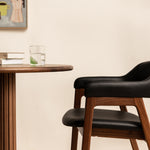Black / Walnut