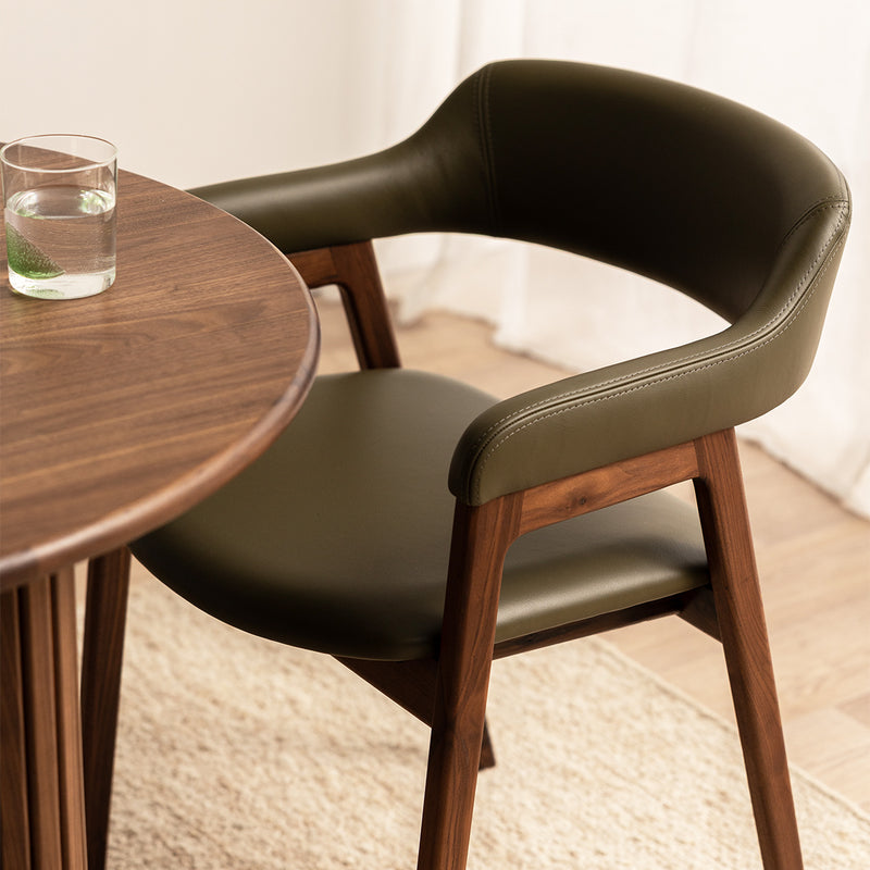 Olive Green / Walnut