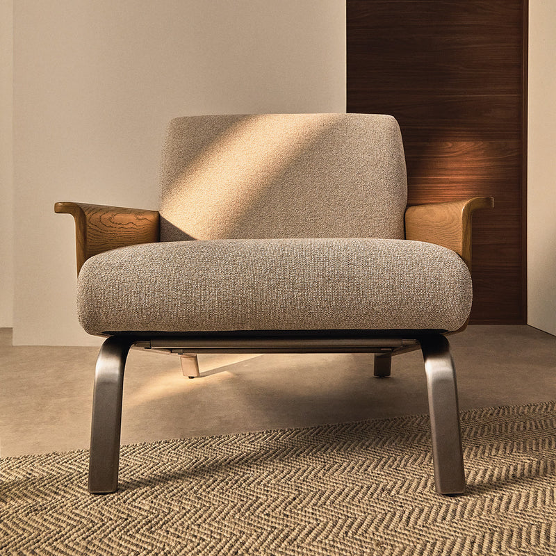 Brown / Walnut