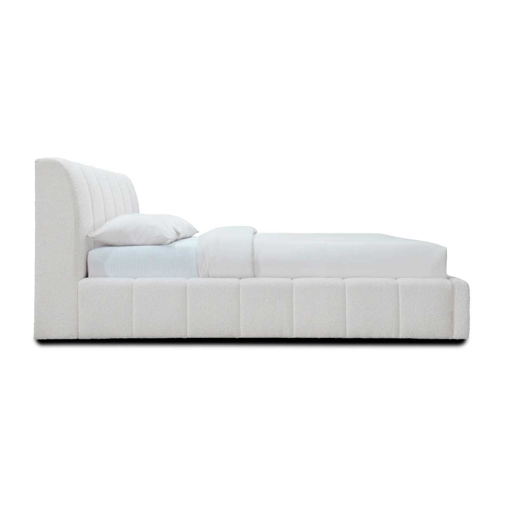 #colour_white-boucle