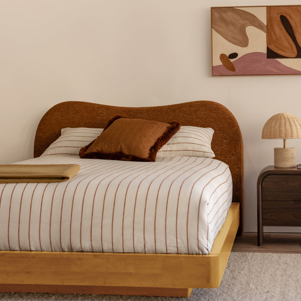 Caramel Textured Weave / Oak