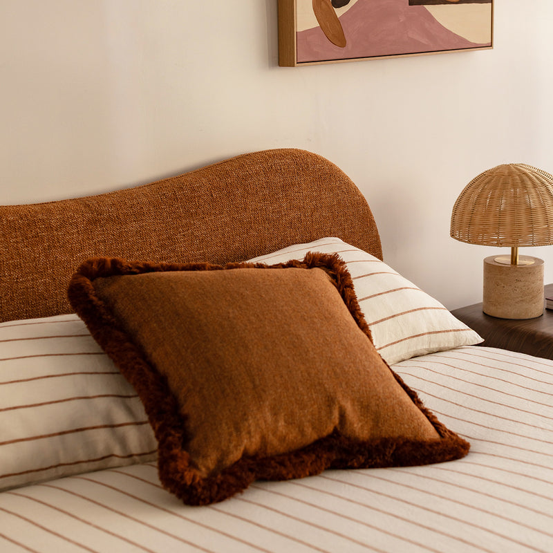 Caramel Textured Weave / Oak