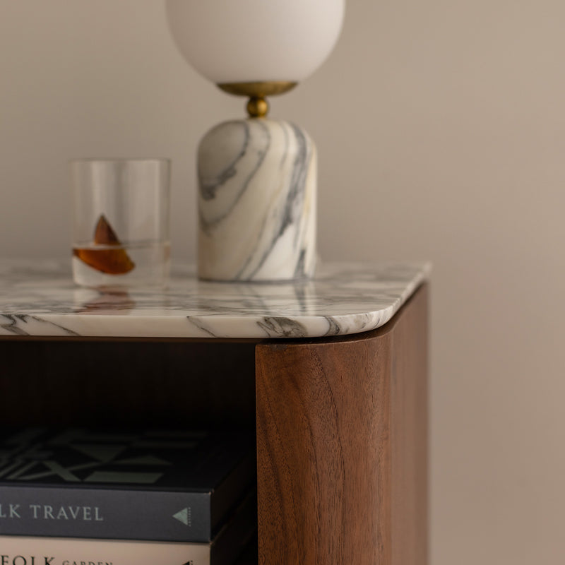 Arabescato Carrara Marble / Walnut