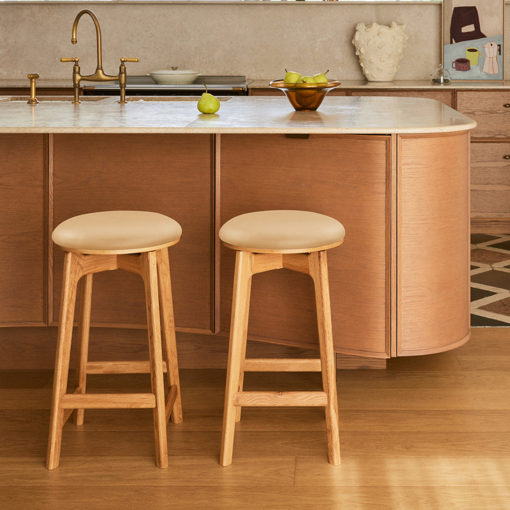 Almond / Oak