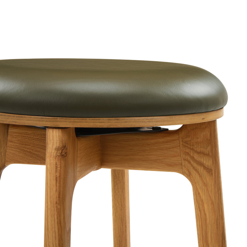 Olive Green / Oak
