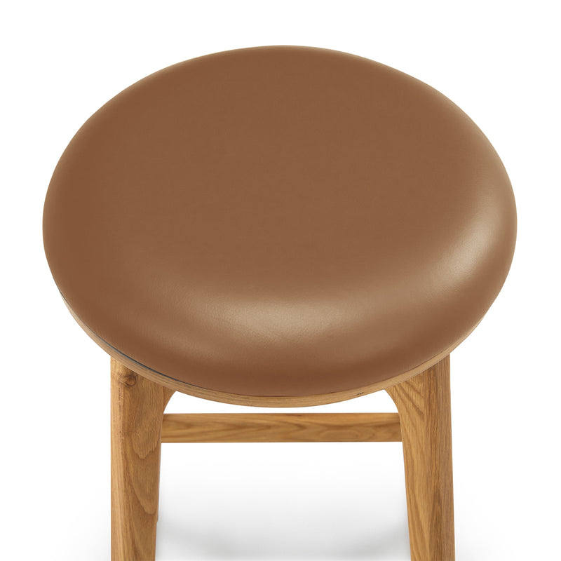 Tan / Oak