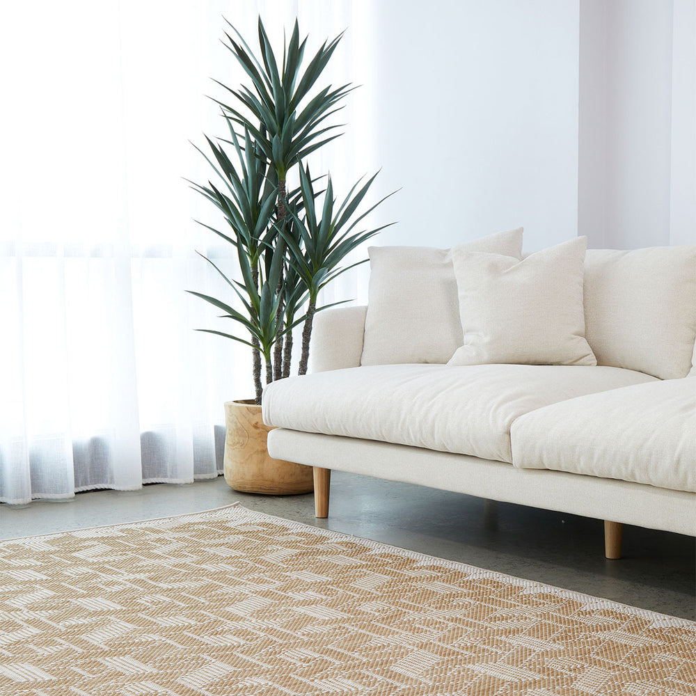 Patio Kudo Rug (Natural)