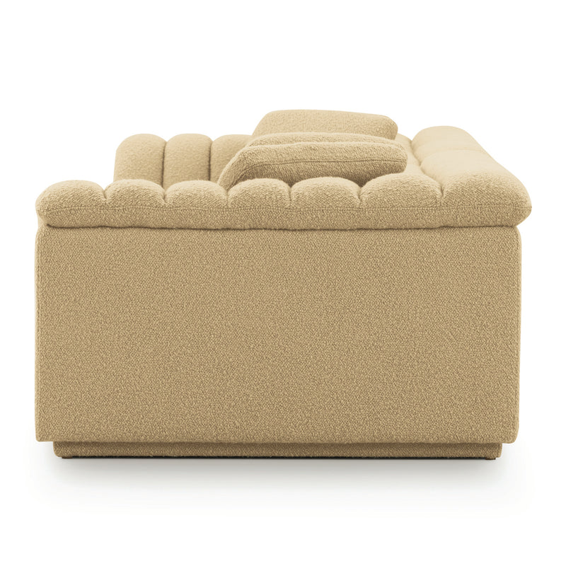 Airlie Camel