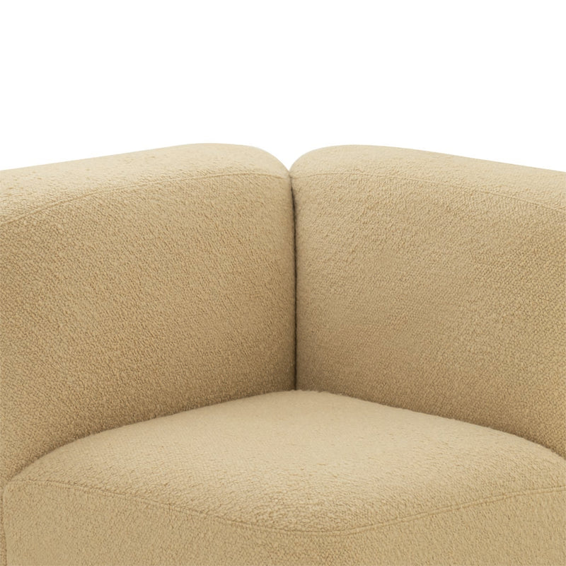 Airlie Camel