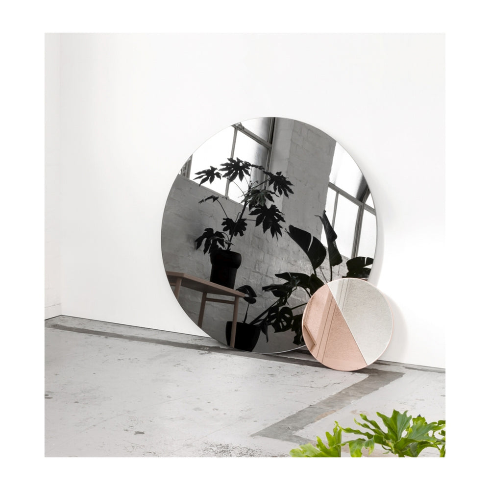 Mira Round Mirror (Storm)