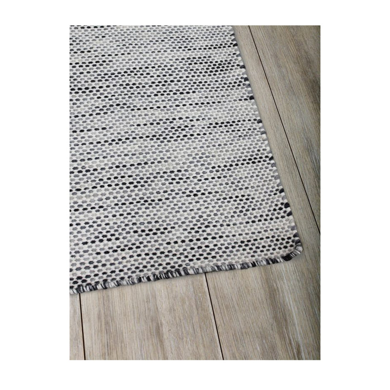 Subi Rug (Charcoal, Ivory)